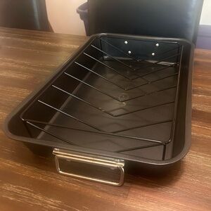 Nonstick Black Roasting Pan with Removable Rack - Tools of the Trade Brand